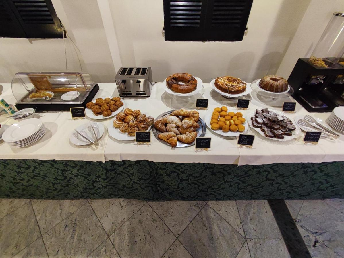 Hotel Hieracon Carloforte  Zewnętrze zdjęcie