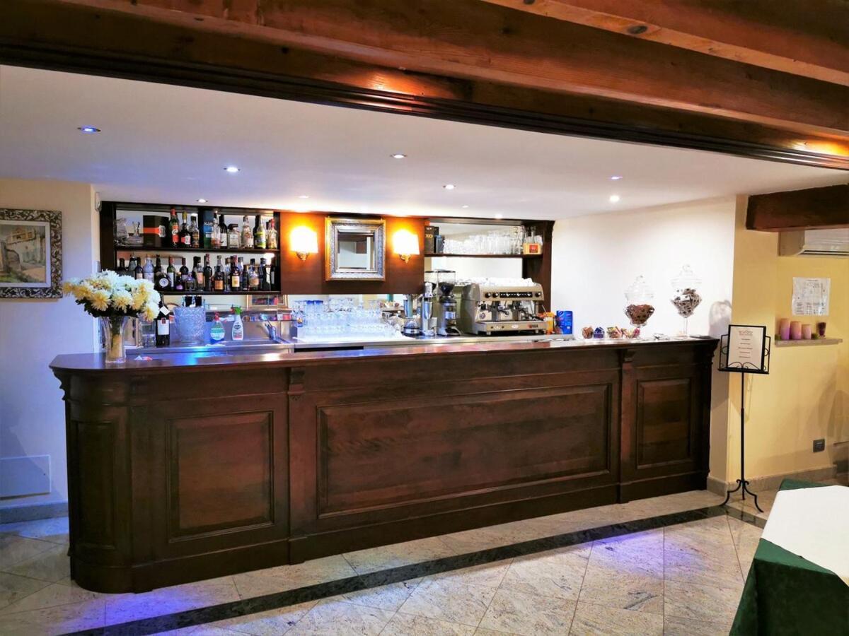 Hotel Hieracon Carloforte  Zewnętrze zdjęcie