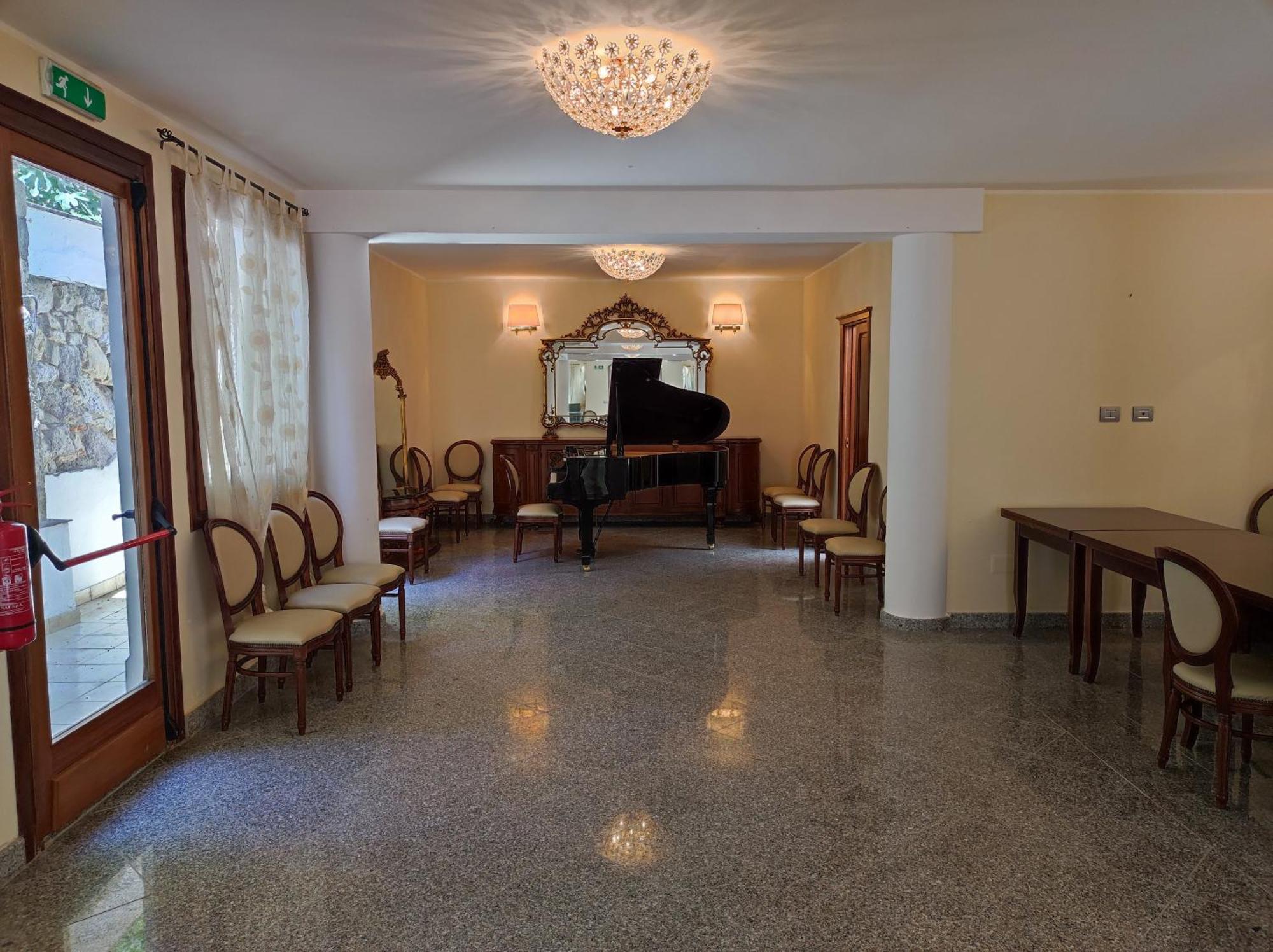 Hotel Hieracon Carloforte  Zewnętrze zdjęcie